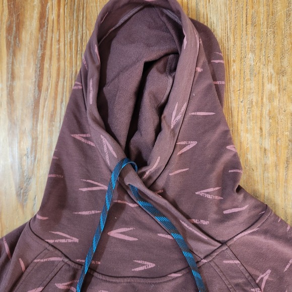 Title Nine Manresa Hoodie Women's Burgundy Mikado Print Large Drawstring Pockets - Picture 3 of 12